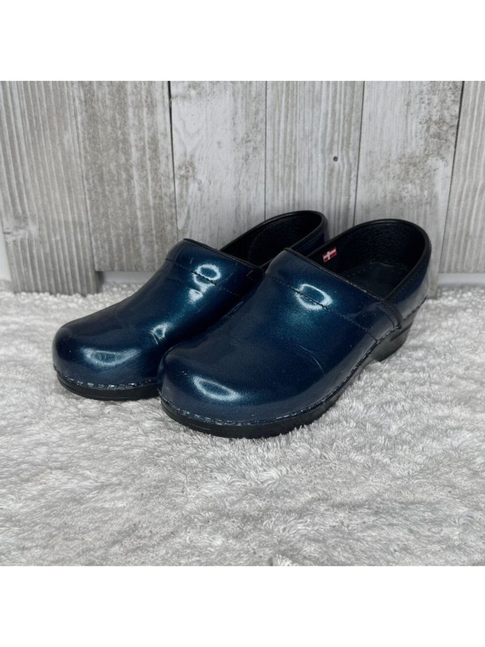 Sanita Professional Patent Leather Clogs Blue Size 37